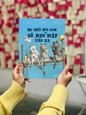 ba chú sói con và gã heo mập xấu xa - bìa cứng - Ảnh 8