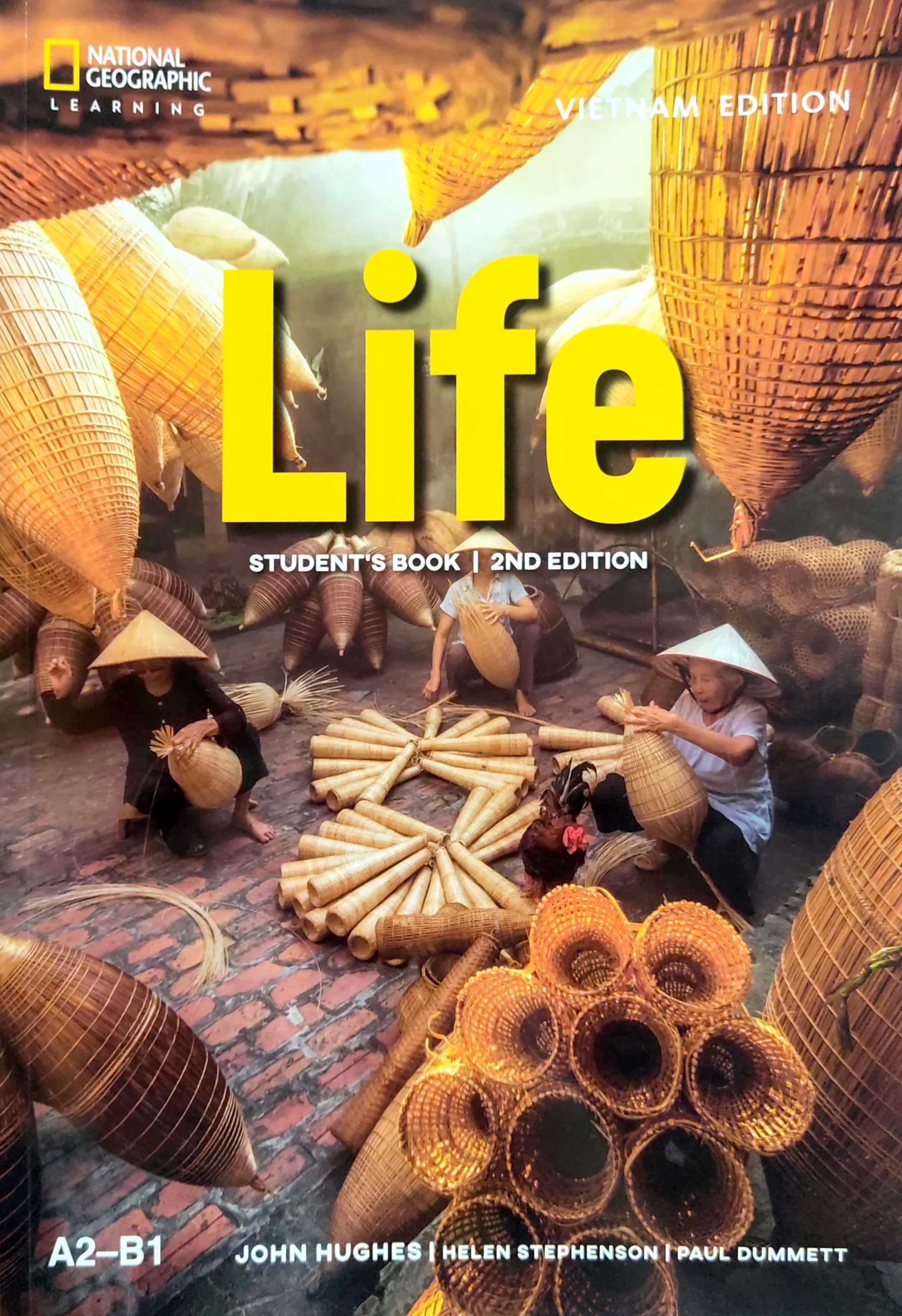 life bre a2-b1: student book with web app code and online workbook 2nd edition - Ảnh 2